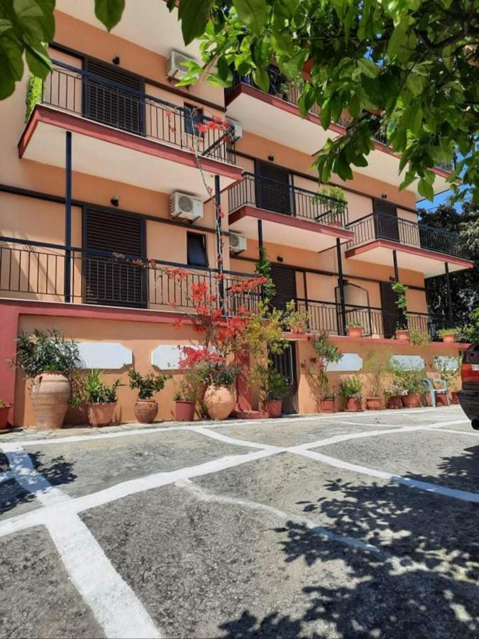 Emilios See View Apartment Barbáti Kültér fotó